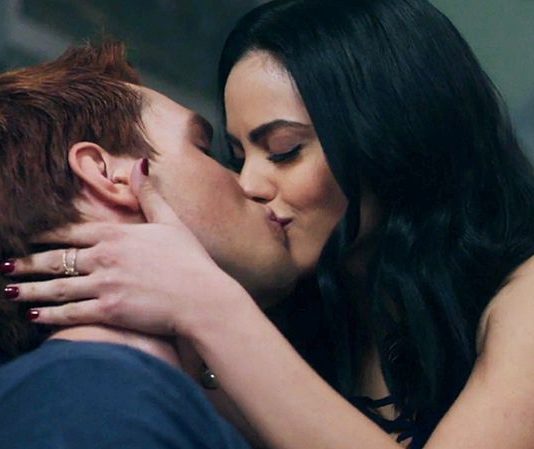 14 lucruri pe care nimeni nu ti le spune despre pierderea virginitatii, dar pe care trebuie sa le stii